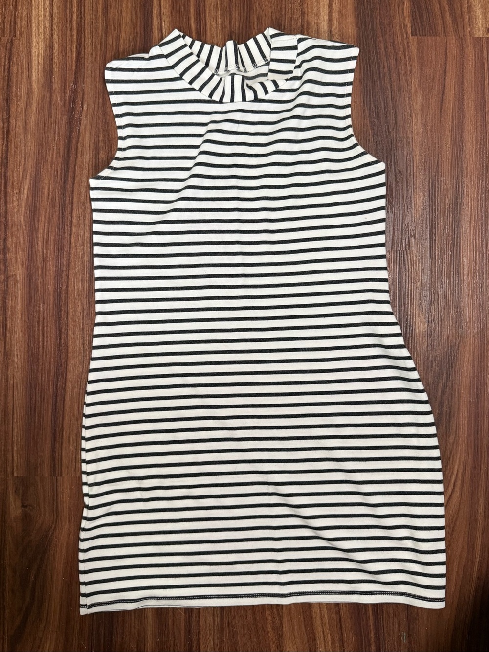 Roberta Oaks Hawaii High Neck Beachy Party Striped Bodycon Zip Up Dress